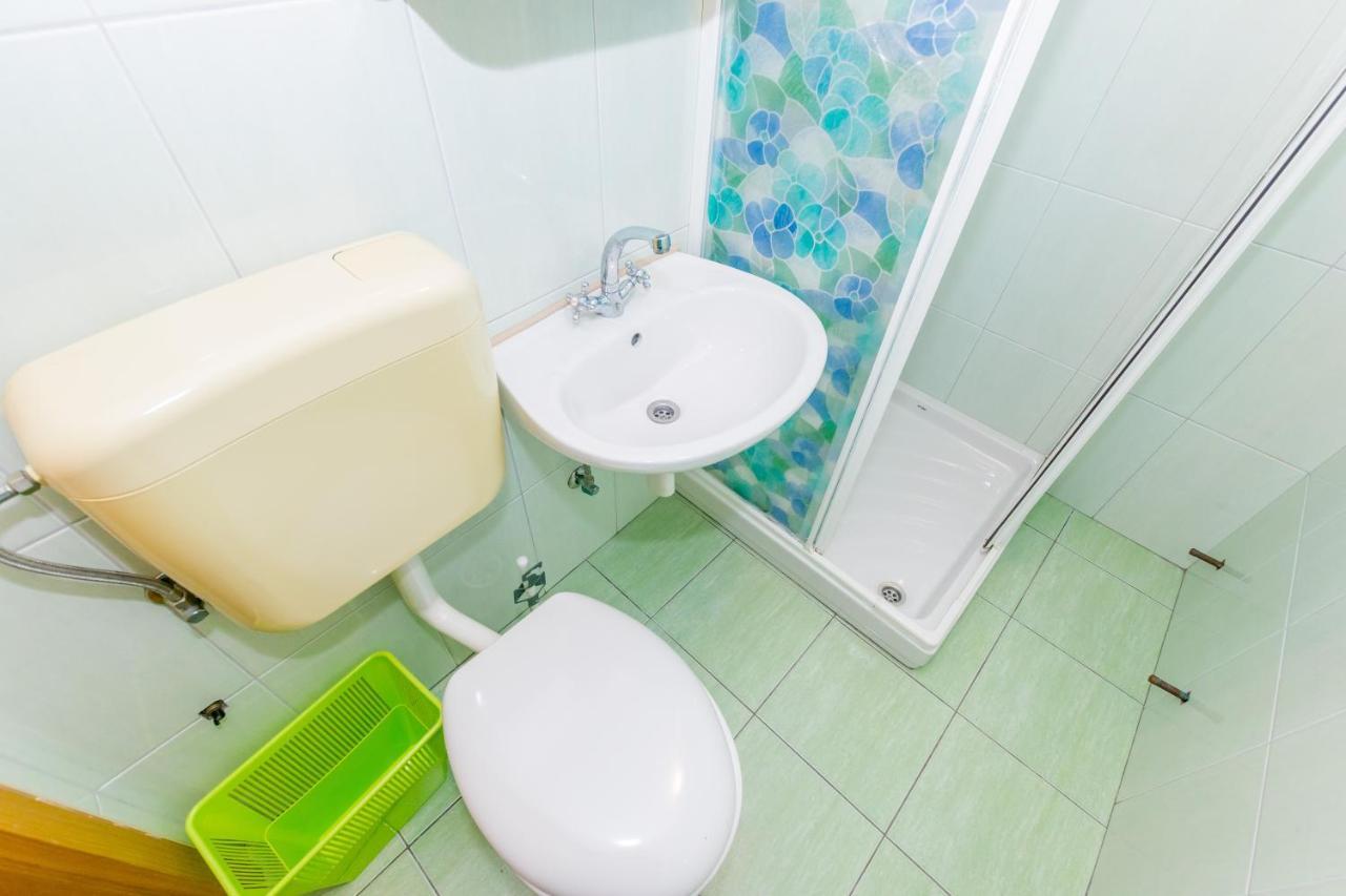Cozy Apartments Emina Near The Sea Premantura Εξωτερικό φωτογραφία